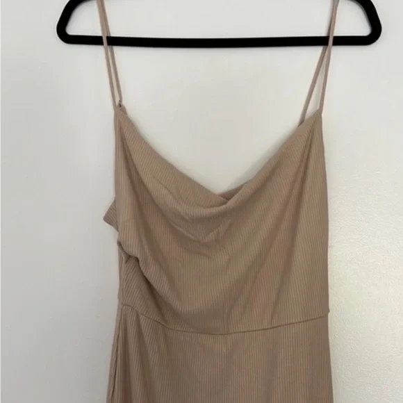 Petal and Pup wilabelle and xanthia dresses - Picture 5 of 11